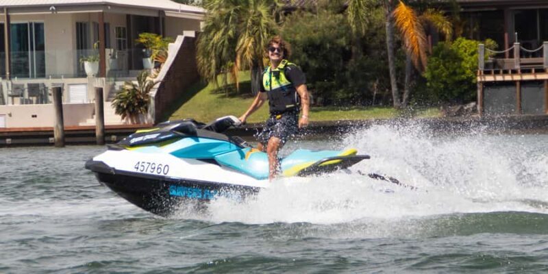 Gold Coast: 15 Minute Jetski Blast with Free Photos - Who Should Consider This Tour?