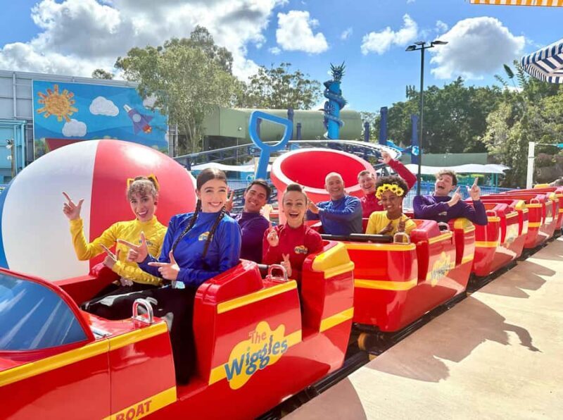 Gold Coast: 2-Day Dreamworld, WhiteWater World + SkyPoint - An In-Depth Look at the Gold Coast Combo Experience