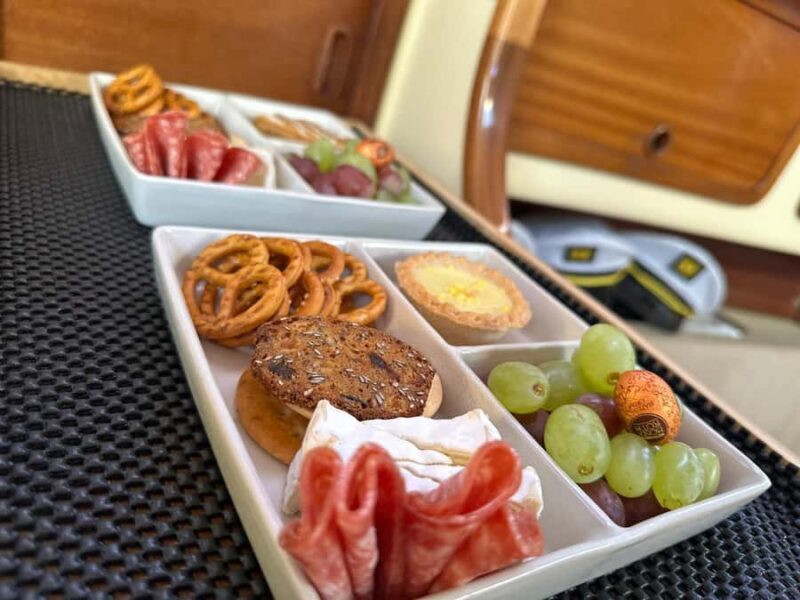 Gold Coast: Afternoon Sailing Cruise incl food & drinks - The Value of the Experience