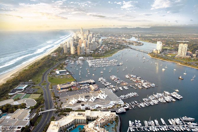 Gold Coast Dedicated Stops to Theme Parks Return Transfer - Select Date and Travelers