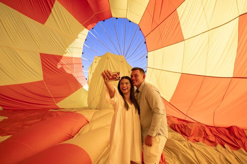 Gold Coast Hot Air Balloon Ride, Vineyard Breakfast and Alpaca Farm - Who will enjoy this Gold Coast balloon tour