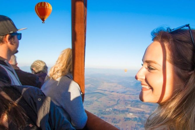 Gold Coast Hot Air Balloon Winery Breakfast Return Transfers - Booking and Availability