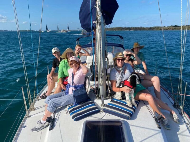 Gold Coast: Midday Sailing Cruise incl food & drinks - Good To Know