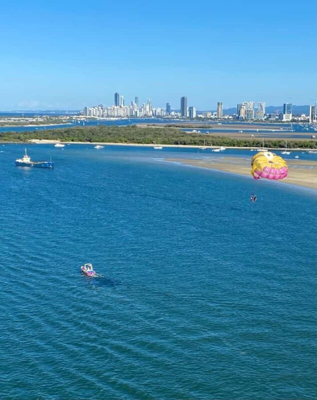 Gold Coast: Parasailing in Surfers Paradise with Free Photos - Detailed Review of the Gold Coast Parasailing Experience