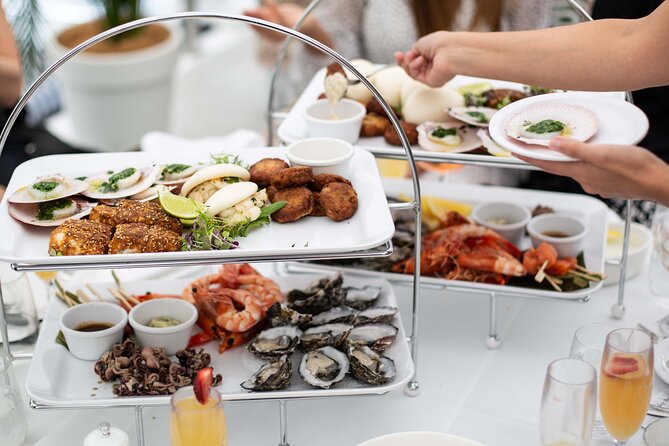 Gold Coast Seafood Lunch Cruise in Mariners Cove - What to Expect