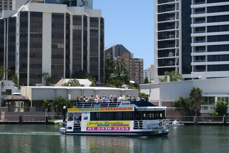 Gold Coast Sunset Cruise - Snacks, drinks, and a little commentary