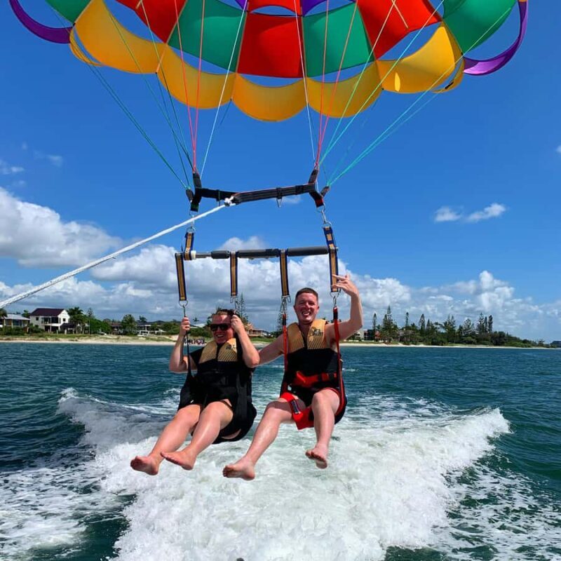 Gold Coast: Surfers Parasailing with Free Photos - What Makes This Parasailing Tour Stand Out