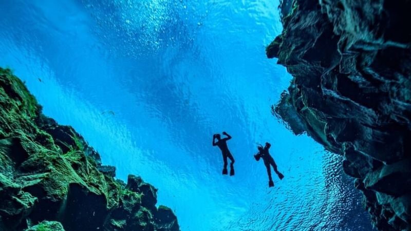 Golden Circle and Snorkeling Tour in Silfra - Silfra first: a cold-water view between continents