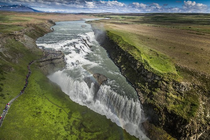 Golden Circle Classic Day Tour From Reykjavik - Inclusions and Amenities Provided