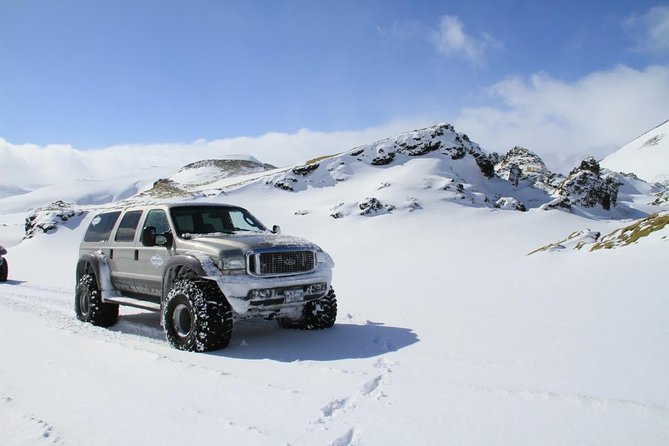 Golden Circle, Glacier & Northern Lights/Midnight Sun / Guided Private Tour - Tour Details and Inclusions