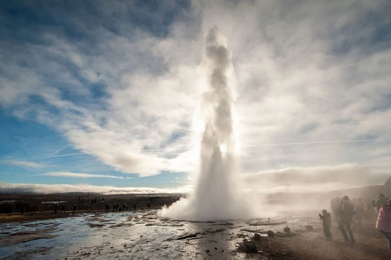 Golden Circle, Kerid Crater & Blue Lagoon Guided Tour from Reykjavik - The Blue Lagoon: a soak, with one key catch