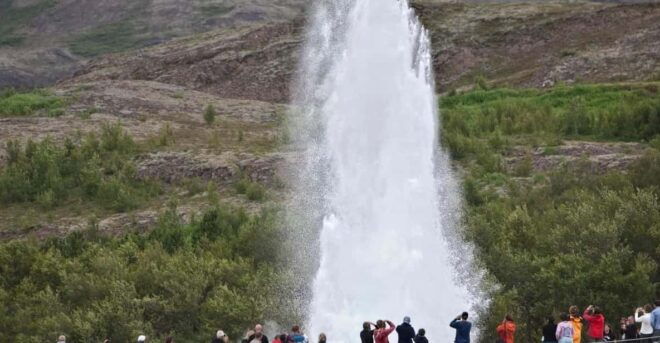 Golden Circle & Secret Lagoon & Friðheimar - PRIVATE TOUR - What to Bring