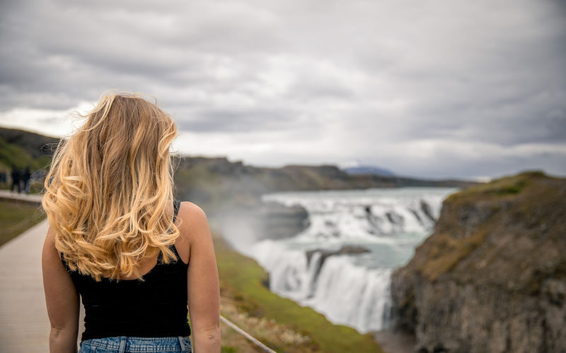 Golden Circle Tour & Blue Lagoon Comfort Admission - Geysir and Strokkur: wait for the next burst