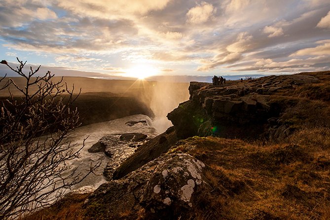 Golden Circle, Volcano Crater & Blue Lagoon Small Group Tour - Common Questions