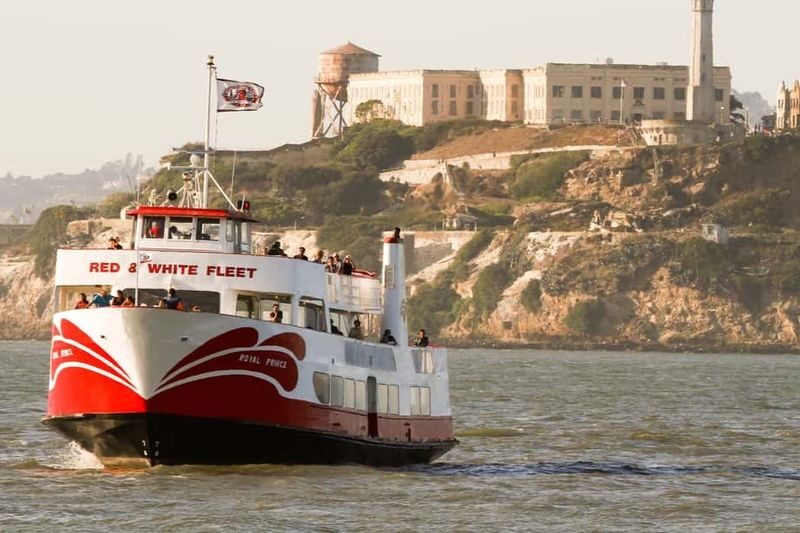 Golden Gate Bay Cruise in San Francisco - At a glance