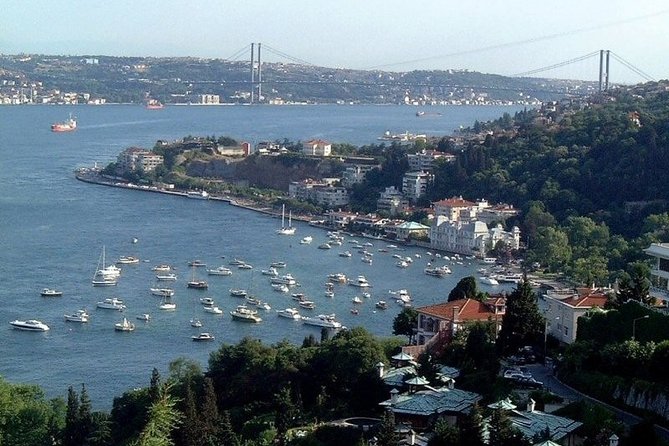 Golden Horn and Bosphorus Boat Tour in Istanbul - Tour Highlights