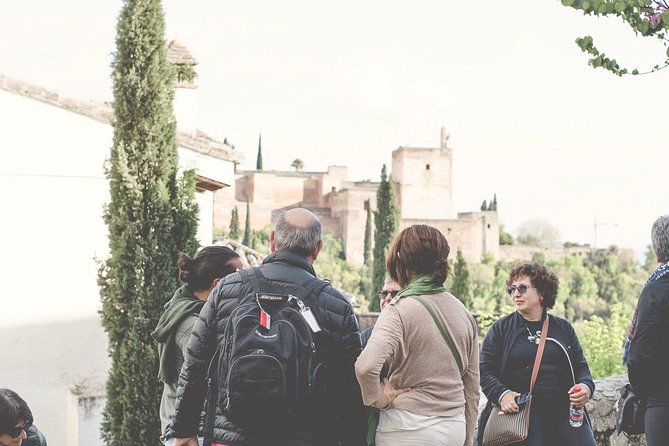 Golden Hour in Granada: Sunset Walking Tour With Play Granada - Directions