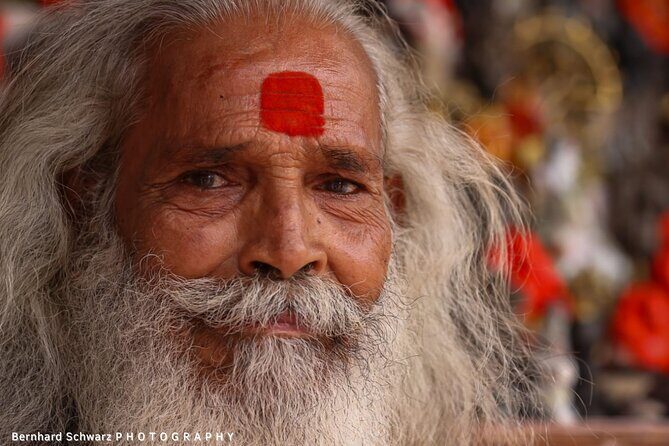 Golden Hour in Varanasi Sunset Walk and Ganga Aarti - A detailed look at the Varanasi sunset experience