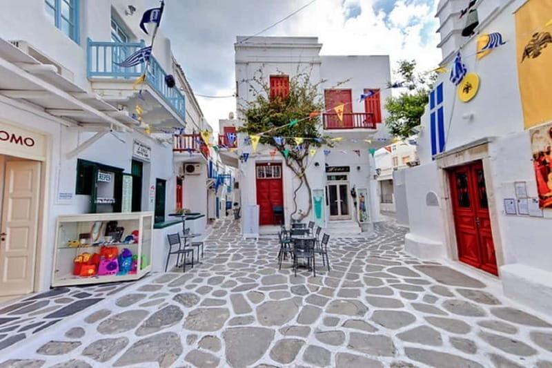 Golden Hour Walk & Shop in Mykonos Town - FAQs