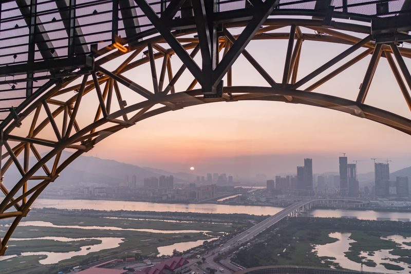 Golden Reel Ferris Wheel in Studio City Macau - Making a Studio City visit of it