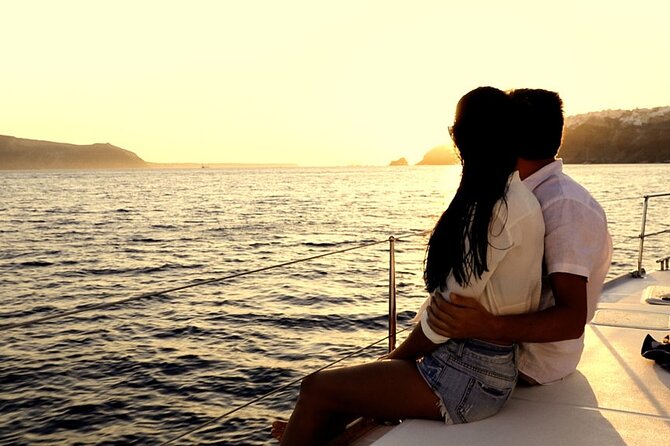 Golden Route: Santorini Sunset Cruise With Ammoudi Bay Views - Captivating Sunset Viewing Experience