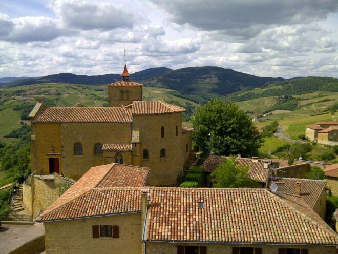 Golden Stones Beaujolais Wine Tasting Trip From Lyon - Directions