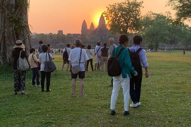Golden Sunrise at Angkor Wat Private Guided Tour - Good To Know