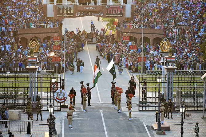 Golden Temple and Wagah Border Private Tour With Punjabi Lunch - Tour Details