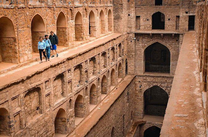 Golden Triangle 7 Day Agra Jaipur Delhi Tour - FAQ