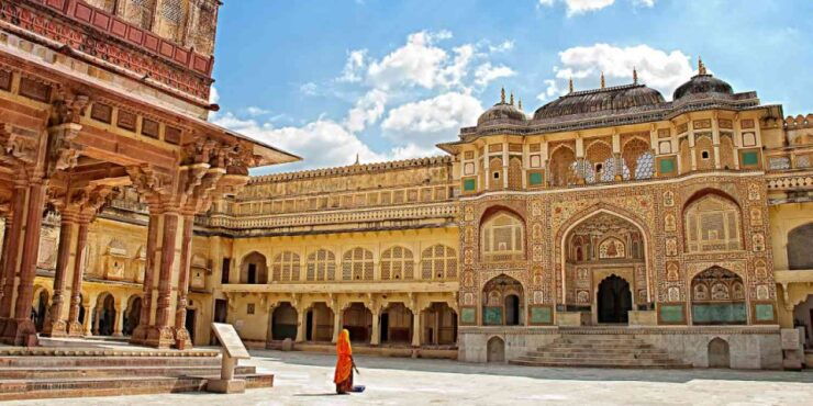 Golden Triangle Tour With Neemrana Fort - Tour Overview