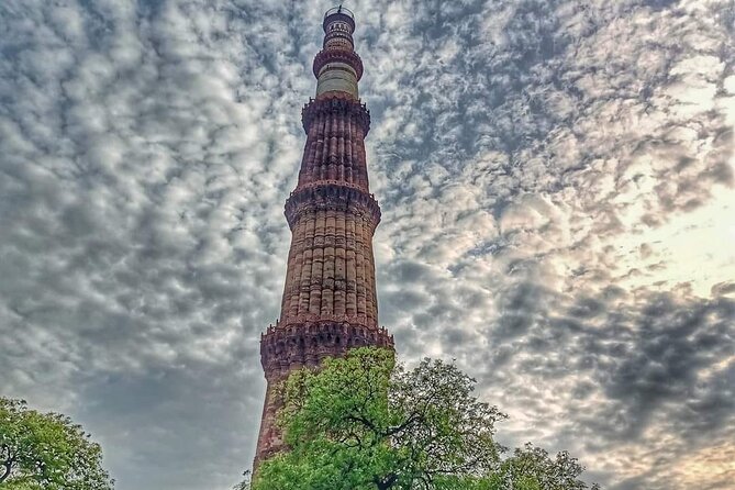 Golden Tringle Tour Delhi-Agra-Jaipur With Abhaneri Step Well - Transportation and Accommodation Details