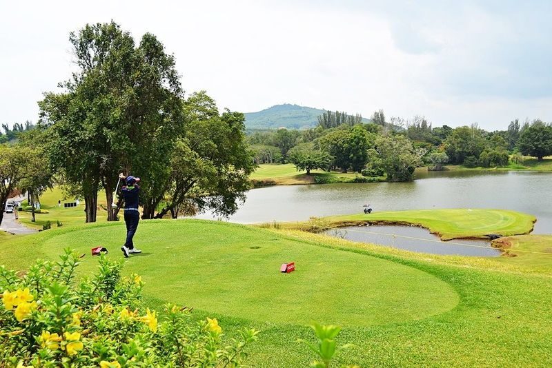 Golf Course Experience at Blue Canyon Country Club in Phuket - Getting there and planning the day