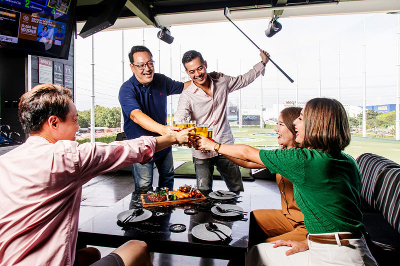 Golf Experience at Topgolf in Bangkok - Food, drinks and time in your bay