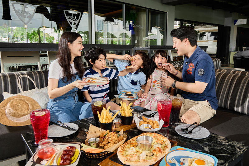 Golf Experience at Topgolf in Bangkok - Should you book Topgolf Megacity?