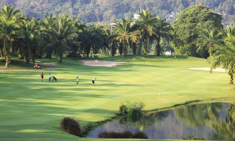 Golfing at Loch Palm Club in Phuket - A tropical course with more than postcard views