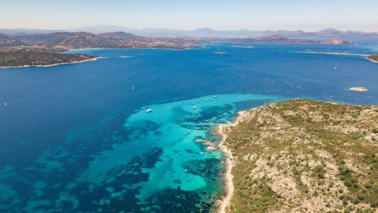 Golfo Aranci: boat tour in the Tavolara Protected Area - Stops in Tavolara, Cala Moresca, and Porto Istana