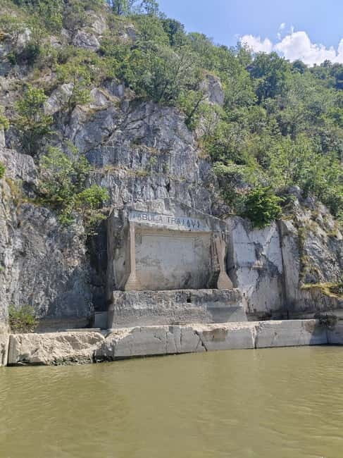 Golubac Fortress and Iron Gates + optional boat ride - Good To Know
