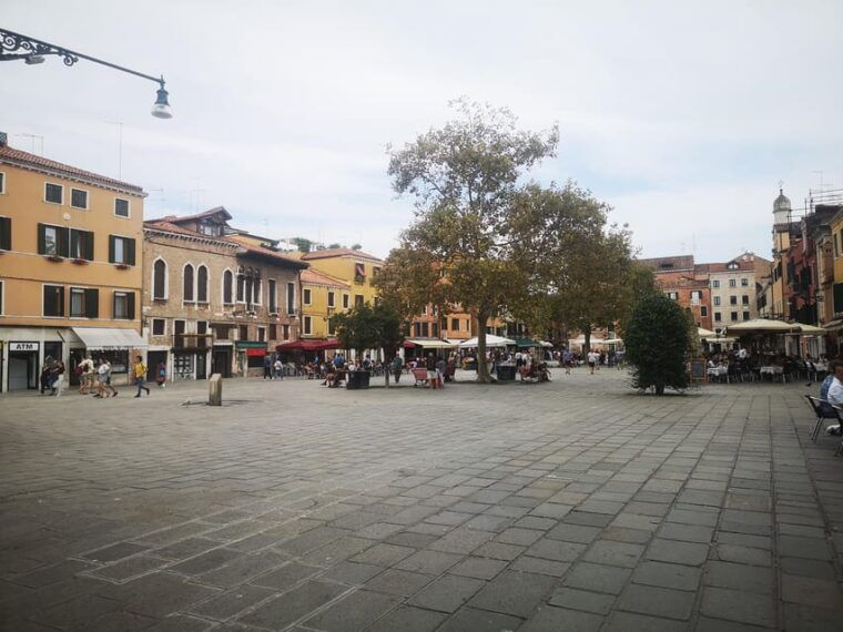 Gondola Ride & Venice Walking Tour - Guided Walking Tour