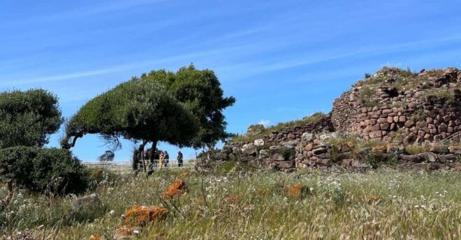 Gonnesa: Nuraghe Seruci Sunset Visit With Aperitif - Language and Availability