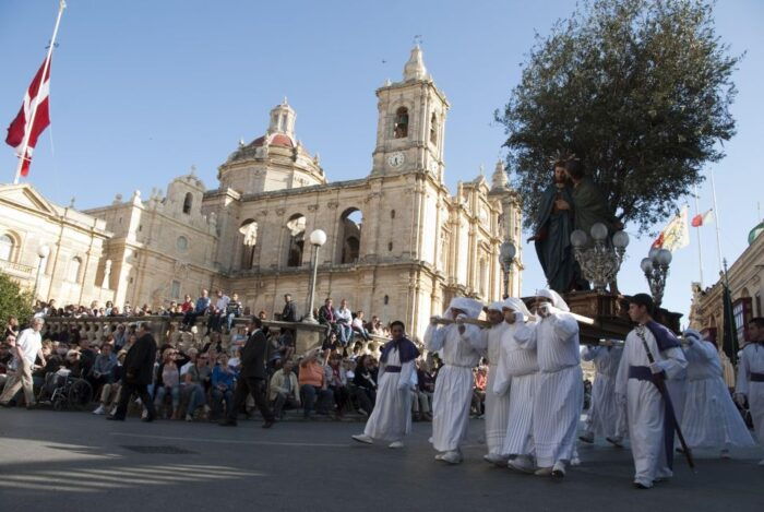 Good Friday Easter Procession with Commentary and Transport - FAQs