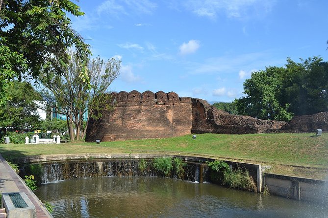 Good Morning Chiangmai. Visit Morning Market-Try Street Food-Visit Unique Temple - Taste the Authentic Flavors of Chiangmais Street Food