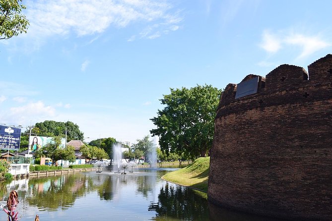 Good Morning Chiangmai. Visit Morning Market-Try Street Food-Visit Unique Temple - Start Your Day With an Unforgettable Chiangmai Adventure