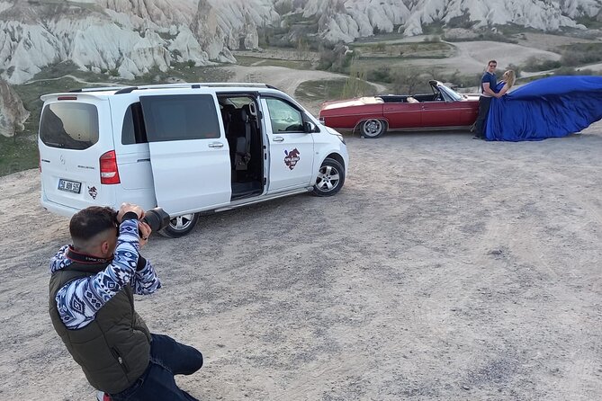 Göreme Valley Photo Session With Flying Dress and Balloons - Transportation Logistics
