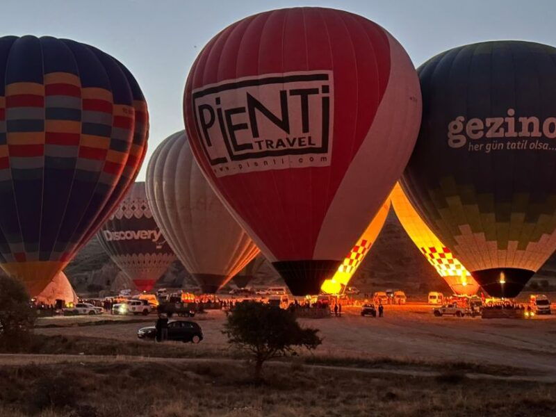 Göreme Valleys Photo Session with Balloons and Vintage Car - Good To Know  