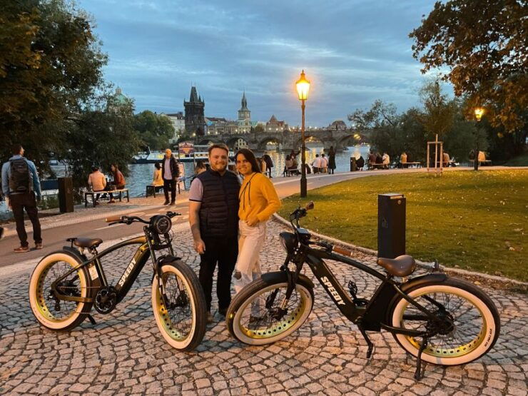 Gorgeous Prague Night Retro E-Bike Tour ( Live Guided ) - Tour Experience