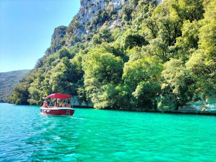 Gorges Du Verdon: Lavenders, Canyon Boat Picnic & Villages - What to Expect on Your Tour