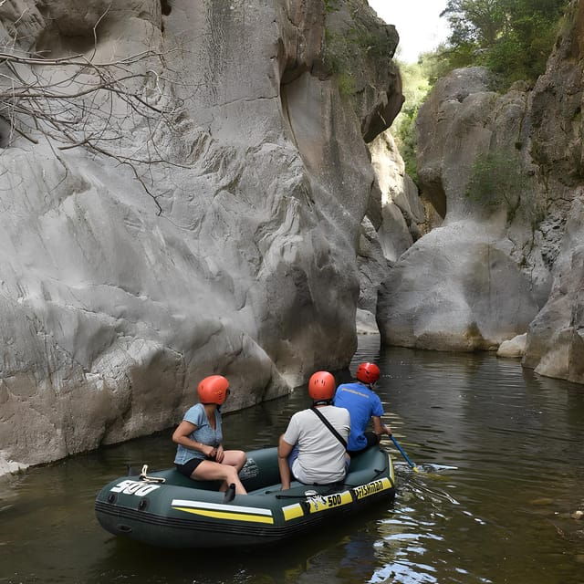 Gorges of Tiberio Rafting: Adventure in the Sicilian Canyon - Included Activities