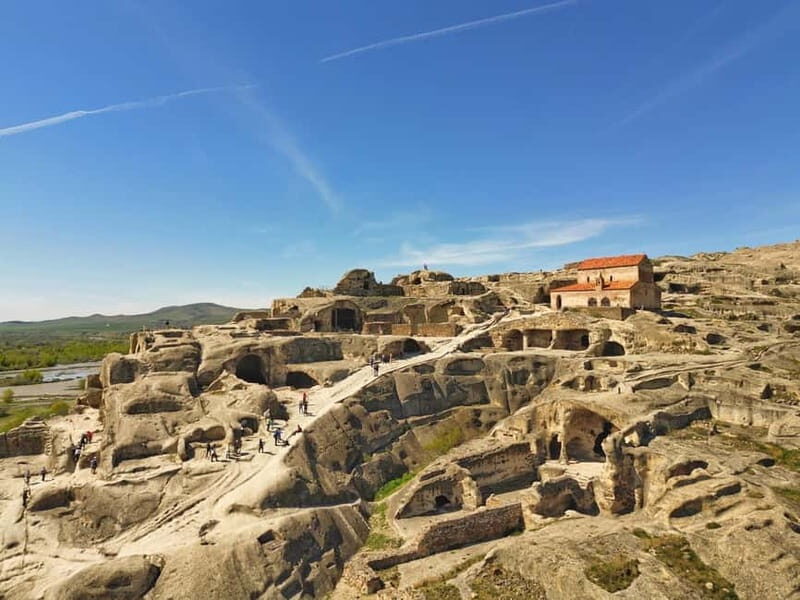 Gori & Uplistsikhe group tour from Tbilisi - Lunch Break: Savoring Local Flavors