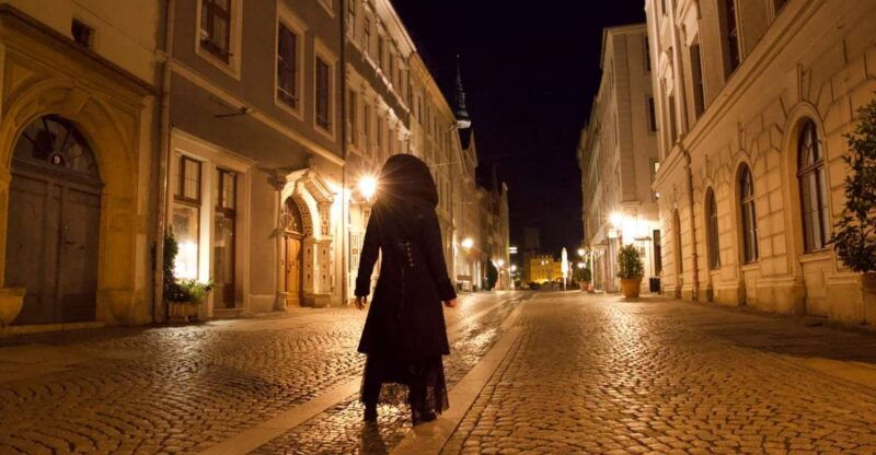 Görlitz: Ghosts and Spooky Historical Night Walking Tour - Good To Know