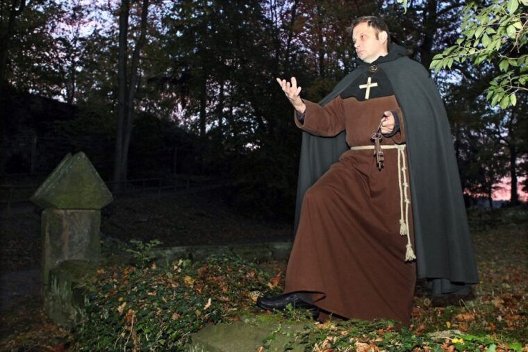 Goslar: Ganz schön gruselig - das Mittelalter wird lebendig! - The Guide: Mönch Wilfried  